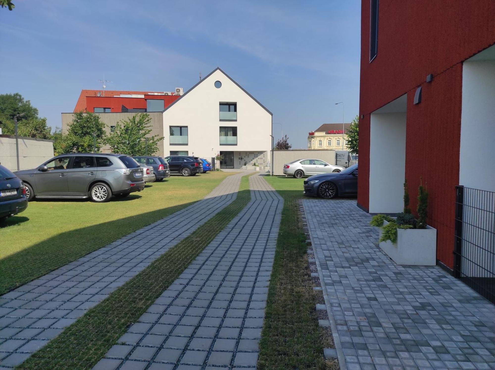 Apartman X06 Mikulov Luaran gambar